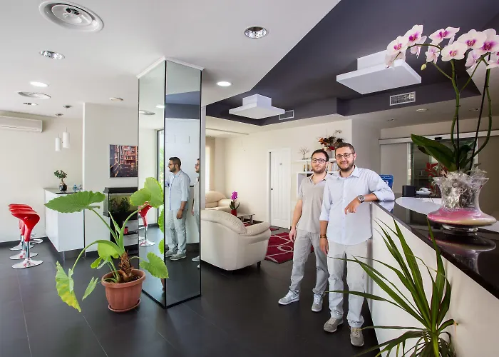 Le Ceramiche 4* 蒙塔尔托乌富戈