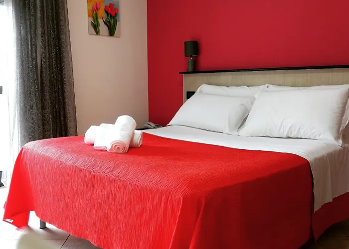 Le Ceramiche 4* 蒙塔尔托乌富戈