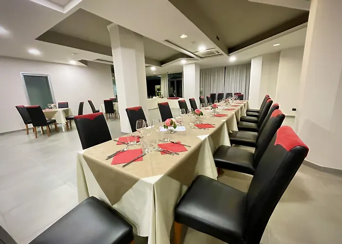 酒店 Le Ceramiche 蒙塔尔托乌富戈